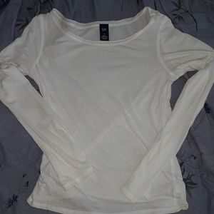 GAP plain white t 🎶